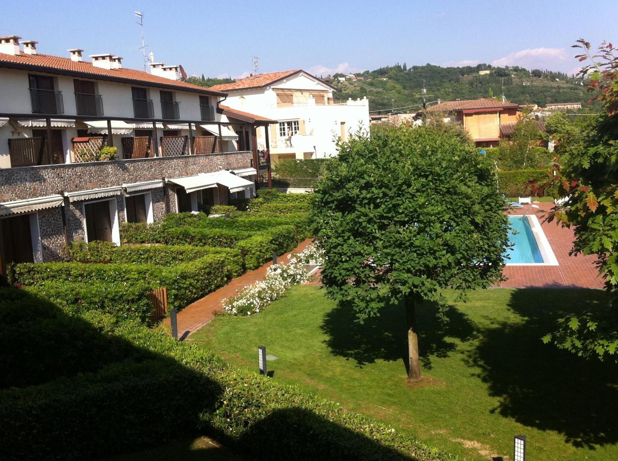 Appartamento Elena Garda  Exteriör bild